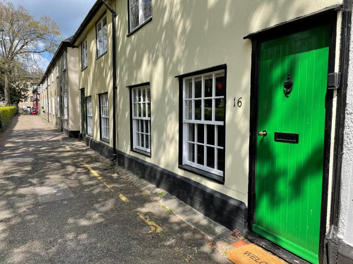 Charming Town Centre Character Cottage With Parking Stowmarket Bagian luar foto